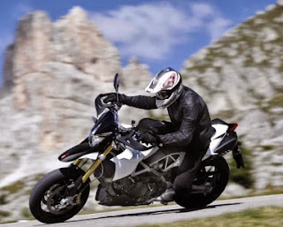 Launch: Motomate Distributes X-1R Products