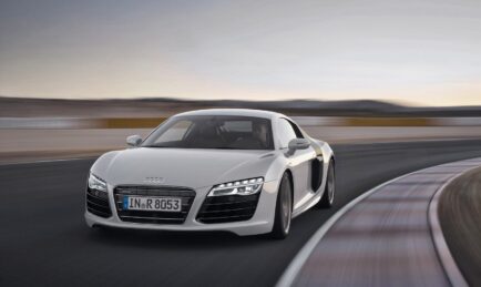 It’s Fast, It’s Light, It’s The Audi R8 V10 Plus