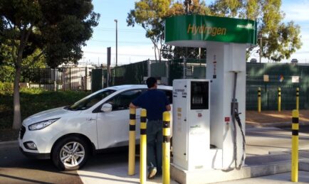 Poo-powered Hydrogen Vehicles