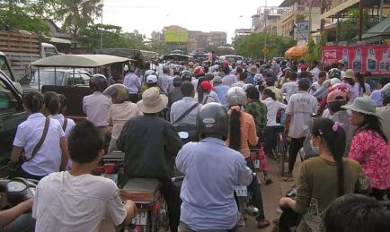 Public Buses Reintroduced To Phnom Penh