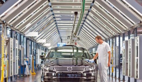 Volkswagen And Renault Fear Emerging Market Slowdown
