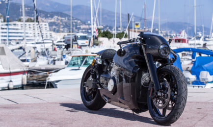The Lotus C-01 – Life Immitates Art