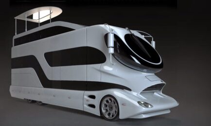 The eleMMent Palazzo: The New Standard For UGLY Motoring!