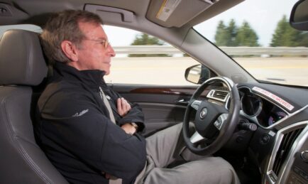 Cadillac To Launch Semi-autonomous Car