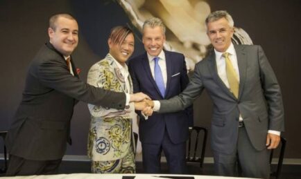 Hello, Rolls-Royce? I’d like to order 30 Phantoms, please!