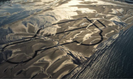 Land Rover draws a line in the sand for the Defender