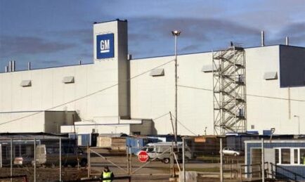 GM hits brakes hard on Russia