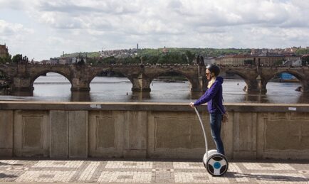 Chinese Ninebot buys US rival Segway