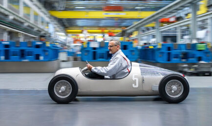 Audi’s 3D-printed replica of a Silver Arrow