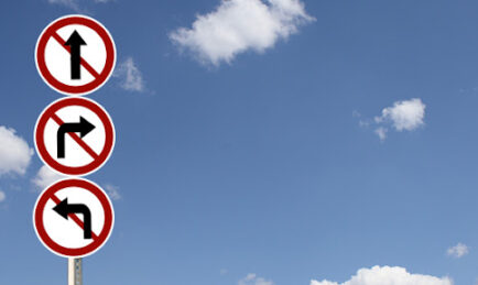 10 Crazy Driving Laws Around the World. Should I really follow them !?