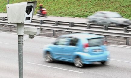 AWAS! Malaysian Drivers Behave!