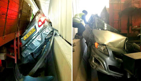 Dashcam Footage: Car Crushed by Trailer in Singapore