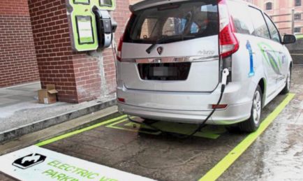 Selangor State Executive Councillors to get Electric Vehicles