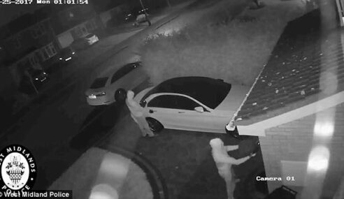 Tech-Savvy Thieves Steal High-Security Cars