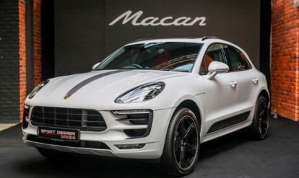 Porsche Macan SportDesign Series. 40 Only
