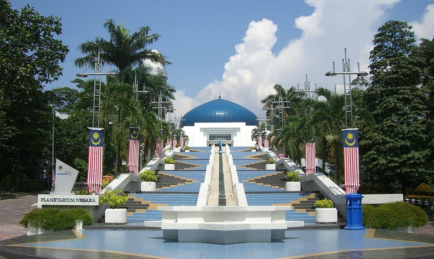 Surprises at Malaysia’s National Planetarium