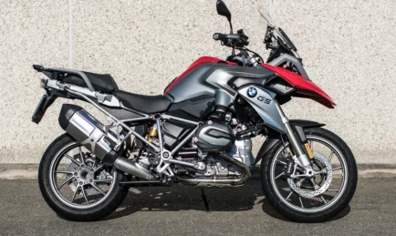 Ten Motorcycle Technologies Pioneered by BMW – Part 2