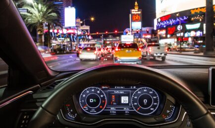 Audi Cars Can Talk to Traffic Lights. All Cars Should!