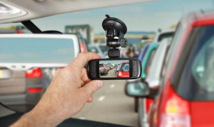 5 Tech Upgrades to Bring Your Old Car Up To Speed