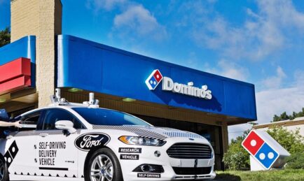 Kini Domino’s Pizza Pula Ada Kereta Robot Hantar Piza