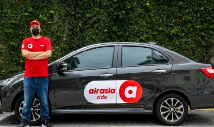 AirAsia Ride. Hanya RM1 Untuk Setiap Kilometer. Siap Boleh Pilih Pemandu Pramugari atau Pilot