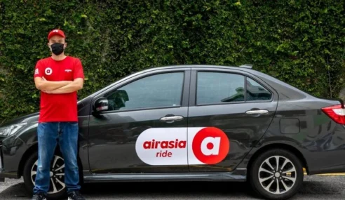 AirAsia Ride. Hanya RM1 Untuk Setiap Kilometer. Siap Boleh Pilih Pemandu Pramugari atau Pilot
