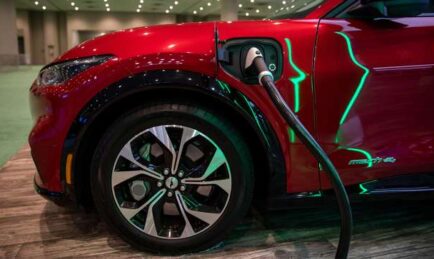 Ford’s 5-Minute EV Charger Could Be a Game-Changer