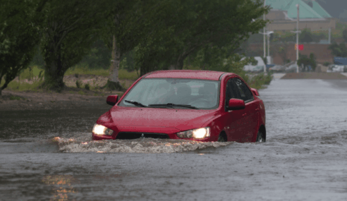 SOS: What To Do After Your Car Was in a Flood