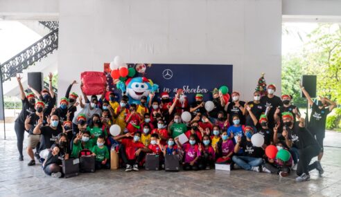Mercedes-Benz Malaysia and Nicol David Organisation Bring Christmas Cheer to Kids