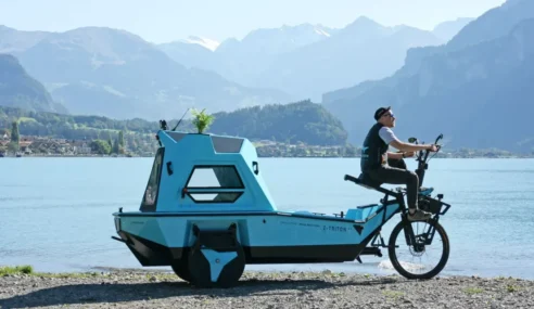 The Z-Triton 2.0 is Camper, Trike and Boat in One