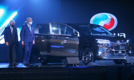 All-New Perodua Alza Just Launched. Bookings have Reached 30,000!