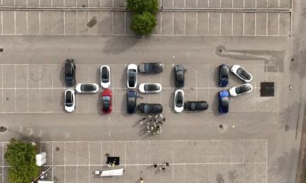 Norwegian Tesla Owners Mount Hunger Strike Over Quality Issues