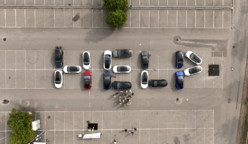 Norwegian Tesla Owners Mount Hunger Strike Over Quality Issues