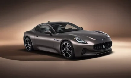 Maserati Memperkenalkan GranTurismo Baru Dan Model Elektrik Pertama