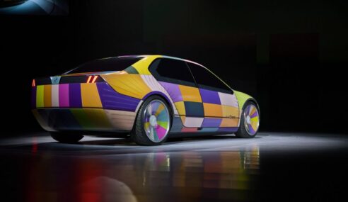BMW Introduces First Ever Colour-Changing Car