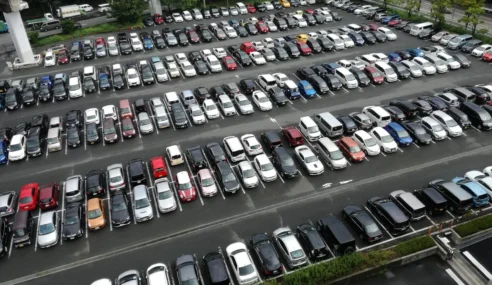 Why Do the Japanese Reverse Park and Is It Better?