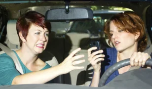 Survey Shows We Learn Bad Driving From Our Parents
