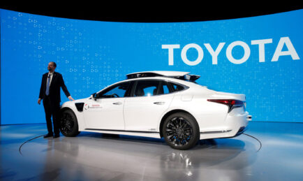 Sumber Untuk EV Tidak Mencukupi – Toyota