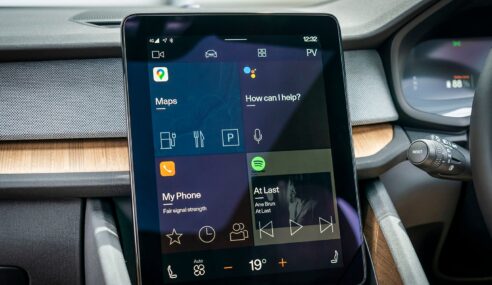 Woman Jailed in Singapore After Police Extract Data From Her Car Infotainment