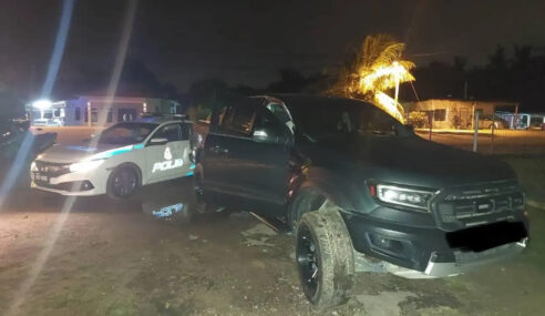 Man Rams Police Car After Getting Caught for Khalwat