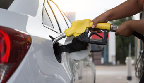 9 Easy Ways to Save Petrol and Save Your Money!