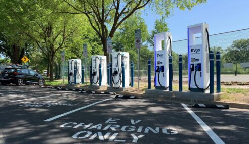 More EV Chargers Than Gas Pumps but Still the Public Don’t Want Them