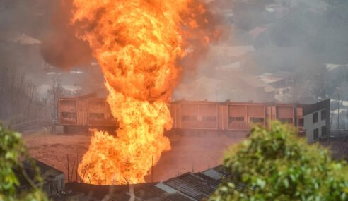 Gas Pipeline Explosion: 227 Houses and 365 Vehicles Damaged
