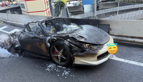 FERRARI 458 SPIDER HASIL SIMPANAN 10 TAHUN HANGUS DALAM MASA SEJAM!