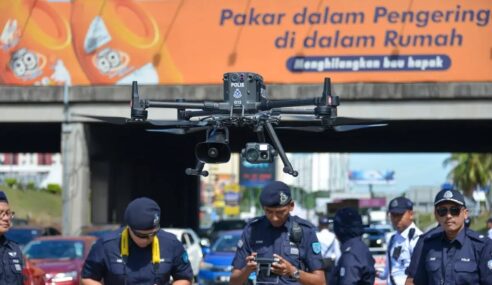 Police Are Now Using Drones To Catch Riders Not Using Motorcycle Lanes
