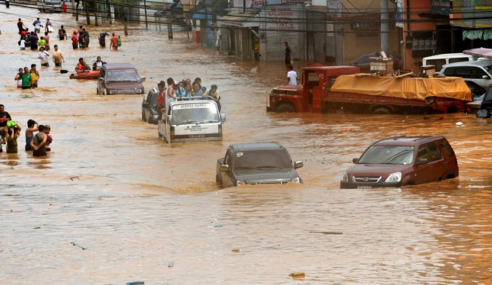 FLOODED-VEHICLES & “GHOST” FLOOD CONTR0L PROJECTS IN THE PHILIPPINES